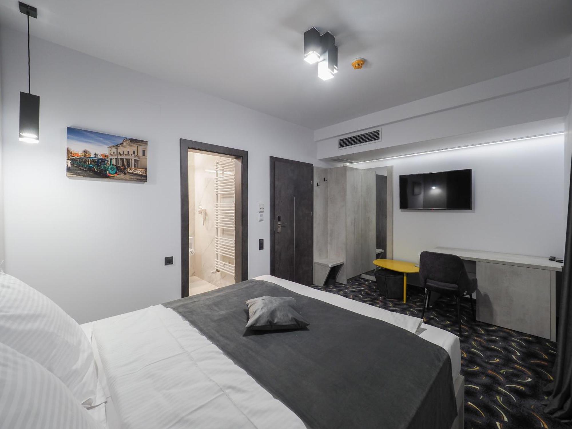 Hotel Anastasia Sibiu Buitenkant foto